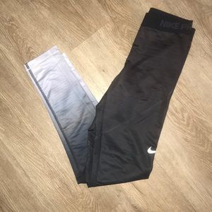 Nike pro tight reflective workout running leggings